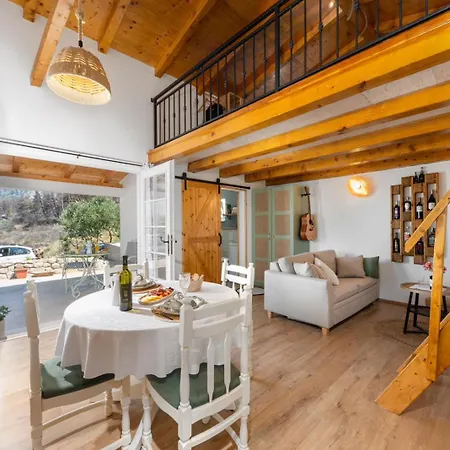 Dom wakacyjny Moj Mir *